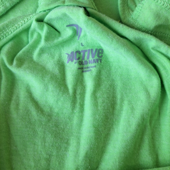 Training tank top NWOT - Picture 3 of 3